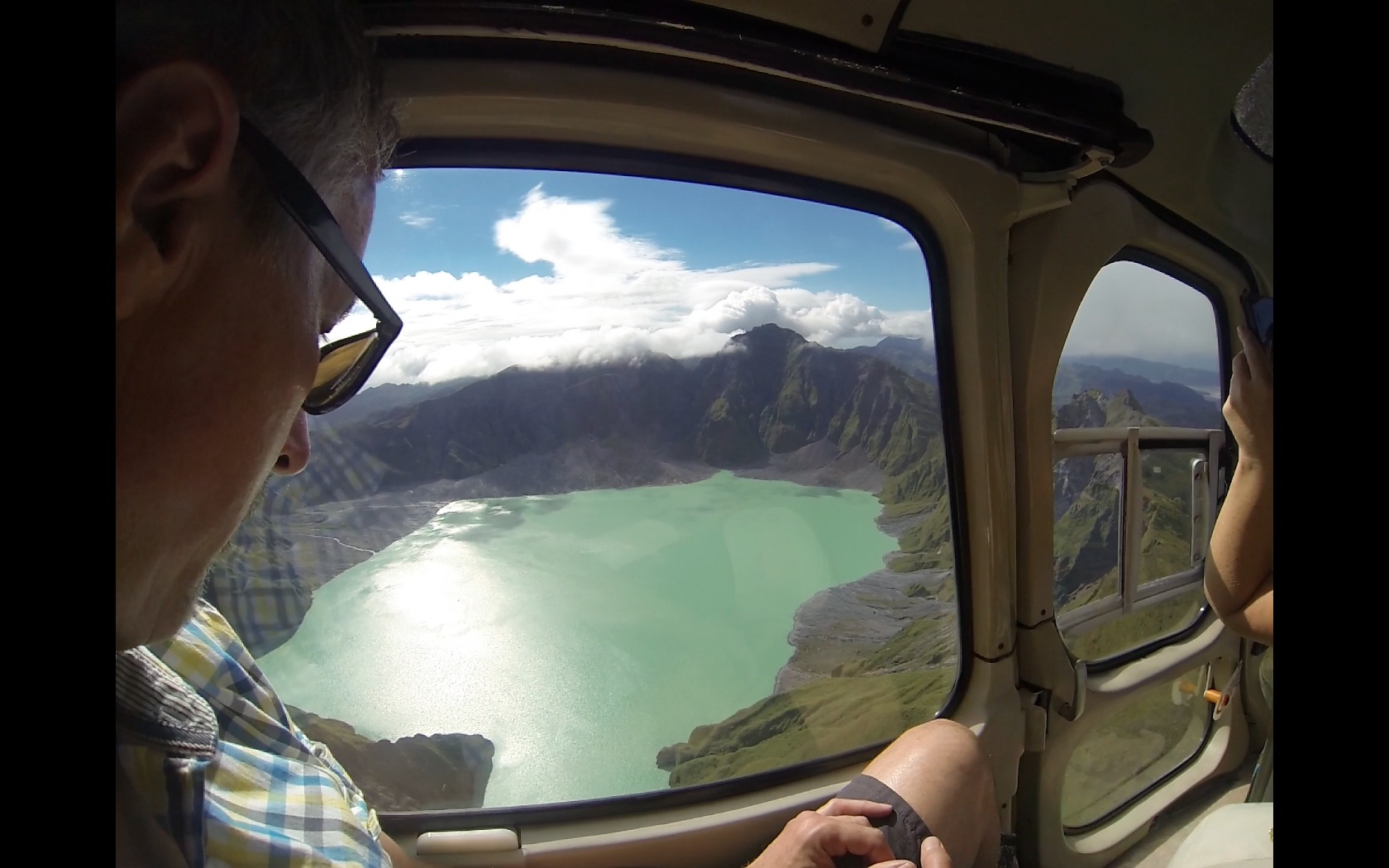 Mount Pinatubo and Corregidor Helicopter Tour