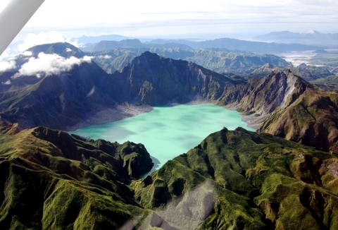 pinatubo-looking-south-to-subic